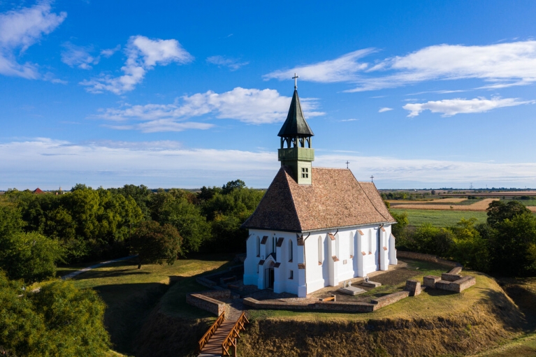 63513afdc77c2a3cc4bda11b_DJI_0013 (1).jpeg